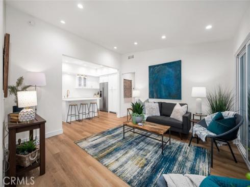 1271  Kenwood  163L  RoadM-7, Seal Beach, CA