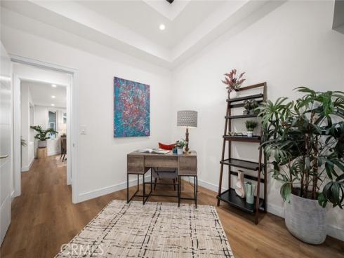 1271  Kenwood  163L  RoadM-7, Seal Beach, CA