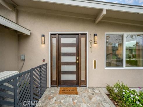 1271  Kenwood  163L  RoadM-7, Seal Beach, CA