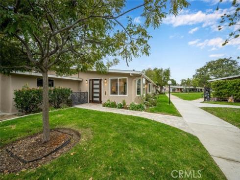 1271  Kenwood  163L  RoadM-7, Seal Beach, CA