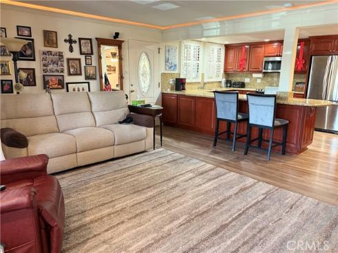 1860  Mckinney Wy M15-21a  , Seal Beach, CA