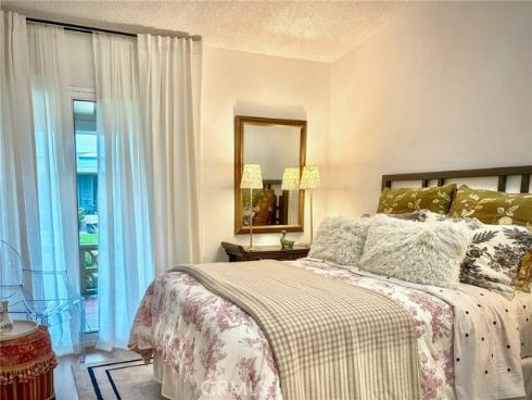 13240  St. Andrews  254E  DriveM10, Seal Beach, CA