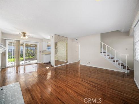 930  Coastline  , Seal Beach, CA