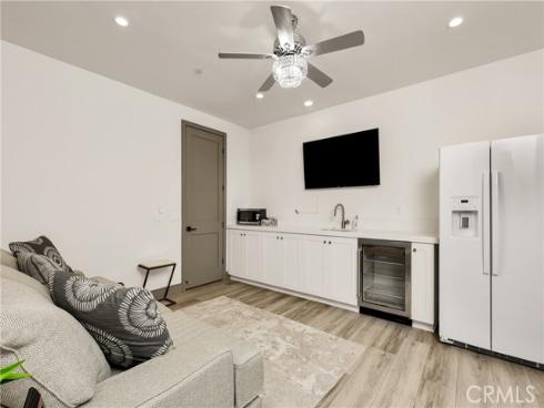 10  Ocean Place  , Seal Beach, CA