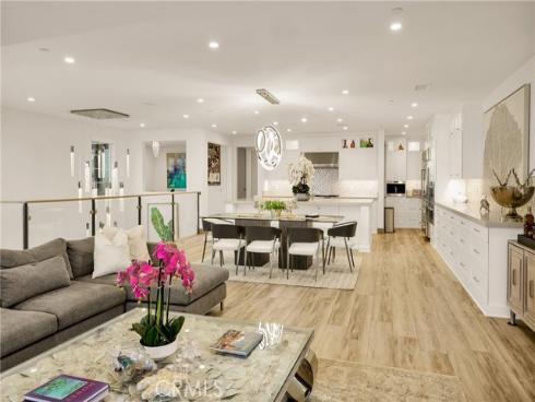 10  Ocean Place  , Seal Beach, CA