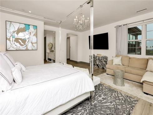 10  Ocean Place  , Seal Beach, CA