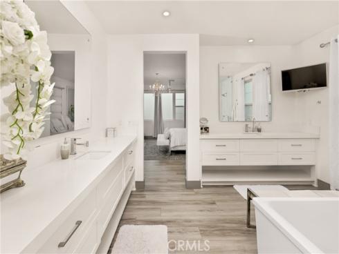 10  Ocean Place  , Seal Beach, CA