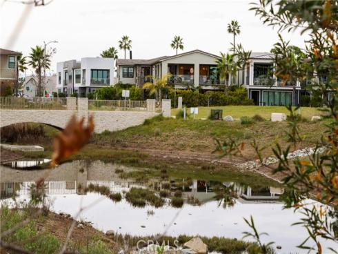 10  Ocean Place  , Seal Beach, CA