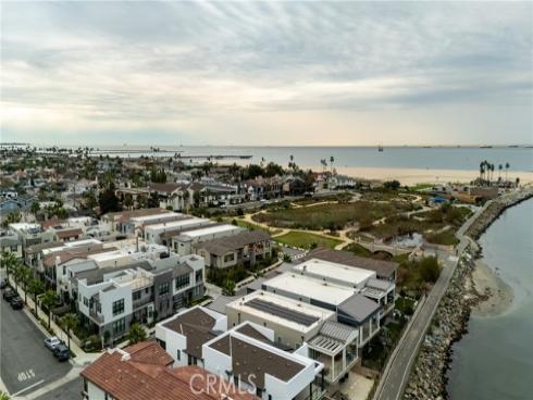 10  Ocean Place  , Seal Beach, CA