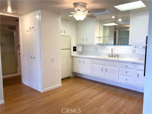 13220  Nassau Dr., M9-209i  , Seal Beach, CA