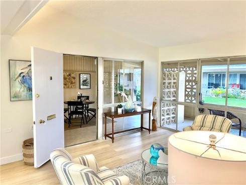 13581  Medinac Ln M5-71e  , Seal Beach, CA