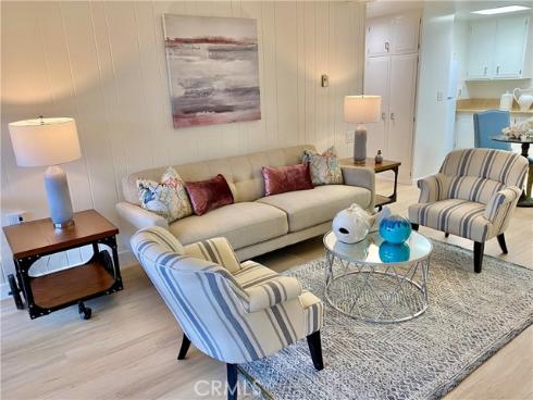 13581  Medinac Ln M5-71e  , Seal Beach, CA