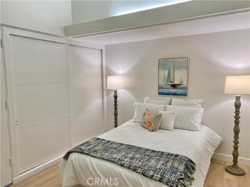 13581  Medinac Ln M5-71e  , Seal Beach, CA