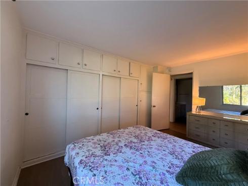 1811  Saint John  41E  Road, Seal Beach, CA