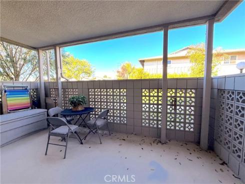 1811  Saint John  41E  Road, Seal Beach, CA