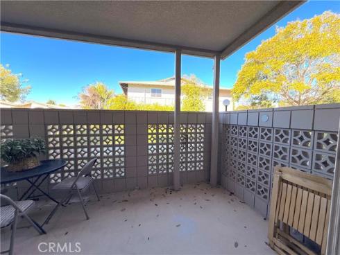 1811  Saint John  41E  Road, Seal Beach, CA