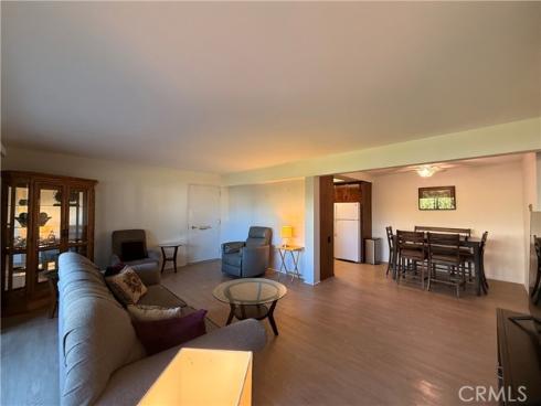 1811  Saint John  41E  Road, Seal Beach, CA