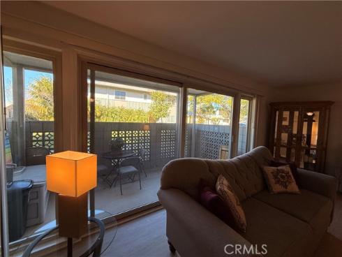 1811  Saint John  41E  Road, Seal Beach, CA