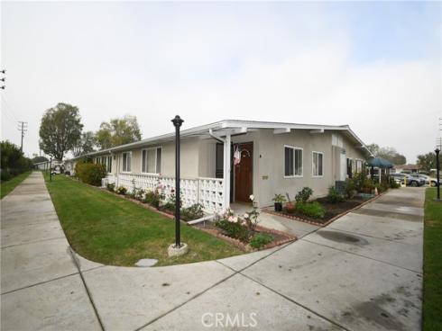 1842 Thunderbird Dr. 1A , Seal Beach, CA
