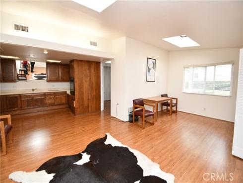 1842  Thunderbird  1A  Drive, Seal Beach, CA