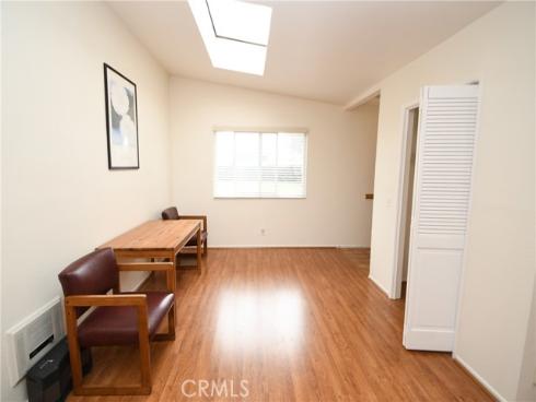 1842  Thunderbird  1A  Drive, Seal Beach, CA