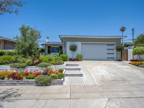 1005  Driftwood   Avenue, Seal Beach, CA