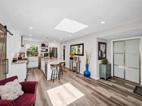 1005  Driftwood   Avenue, Seal Beach, CA