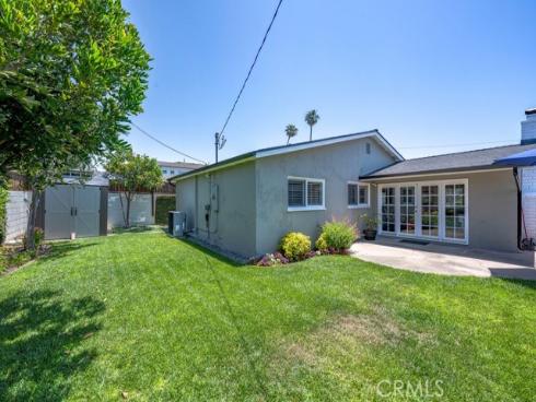 1005  Driftwood   Avenue, Seal Beach, CA