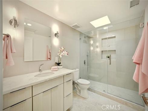 1462  Merion  M2 - 30K  Way, Seal Beach, CA