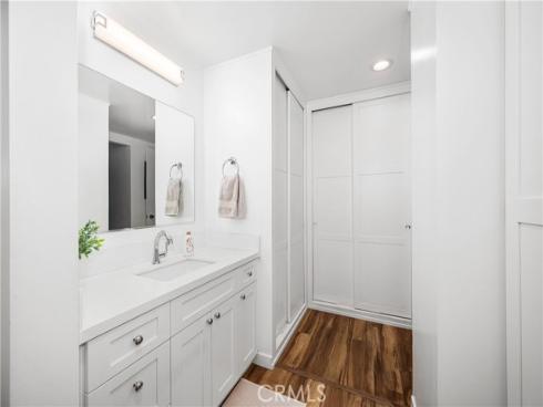 1981  Mckinney  14K  WayM-15, Seal Beach, CA