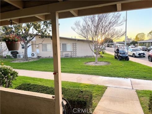 1460 Pelham M5-106F Road, Seal Beach, CA