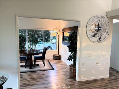 1460 Pelham M5-106F Road, Seal Beach, CA