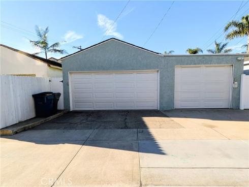 216  15th Street  , Seal Beach, CA