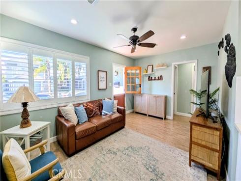 216  15th Street  , Seal Beach, CA