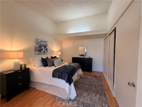 13500  Wentworth  121J  Lane, Seal Beach, CA