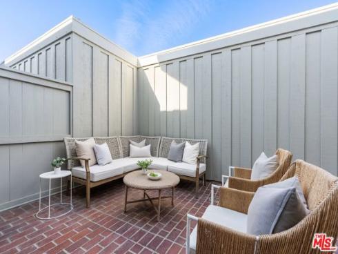 306 Regatta Way, Seal Beach, CA