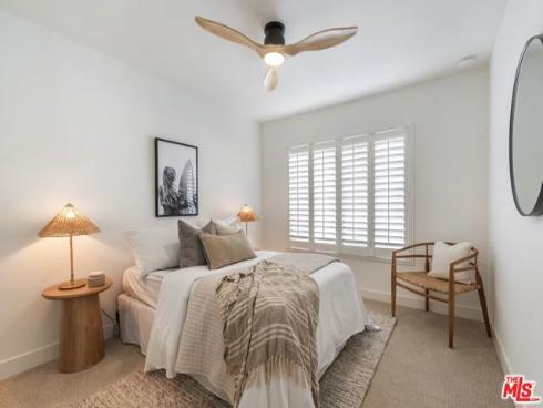 306 Regatta Way, Seal Beach, CA