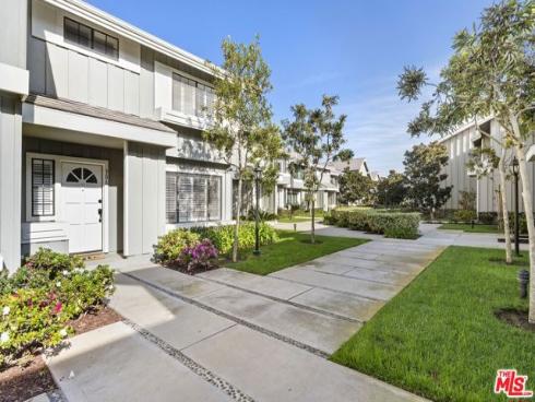 306 Regatta Way, Seal Beach, CA