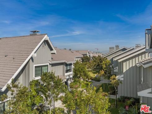 306 Regatta Way, Seal Beach, CA