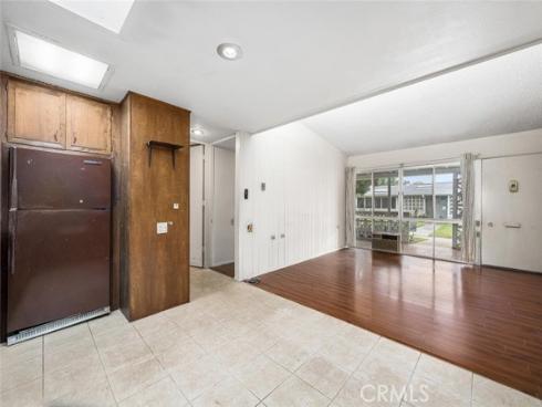 1624  Merion  39H  WayM-2, Seal Beach, CA