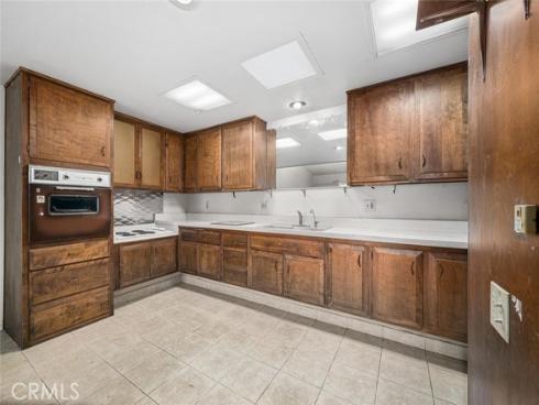 1642  Merion  39H  WayM-2, Seal Beach, CA
