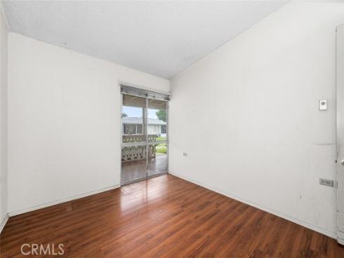 1642  Merion  39H  WayM-2, Seal Beach, CA