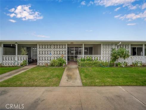 1642  Merion  39H  WayM-2, Seal Beach, CA