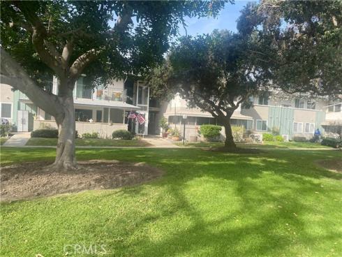 1880  Mckinney Way, M15-20b  , Seal Beach, CA