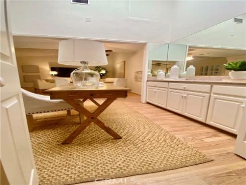 1880  Mckinney Way, M15-20b  , Seal Beach, CA