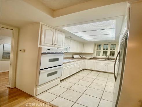 1880  Mckinney Way, M15-20b  , Seal Beach, CA