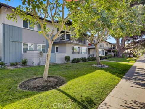 13342  Del Monte  5P , Seal Beach, CA