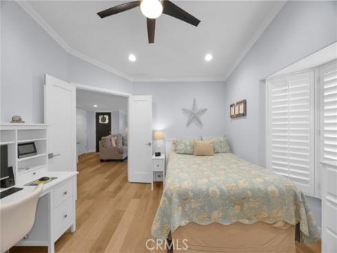 1671  Interlachen  285L , Seal Beach, CA