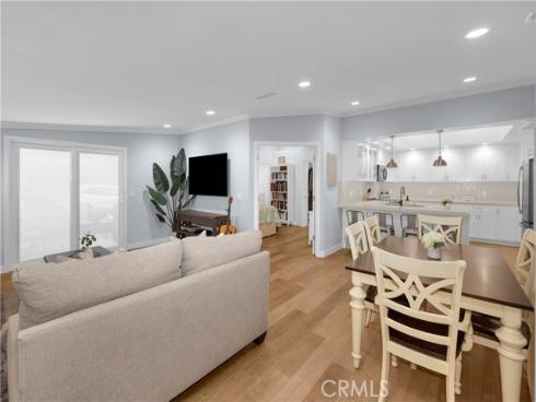 1671  Interlachen  285L , Seal Beach, CA