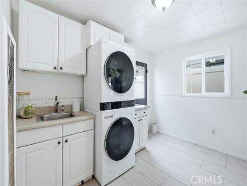 129  14th  , Seal Beach, CA